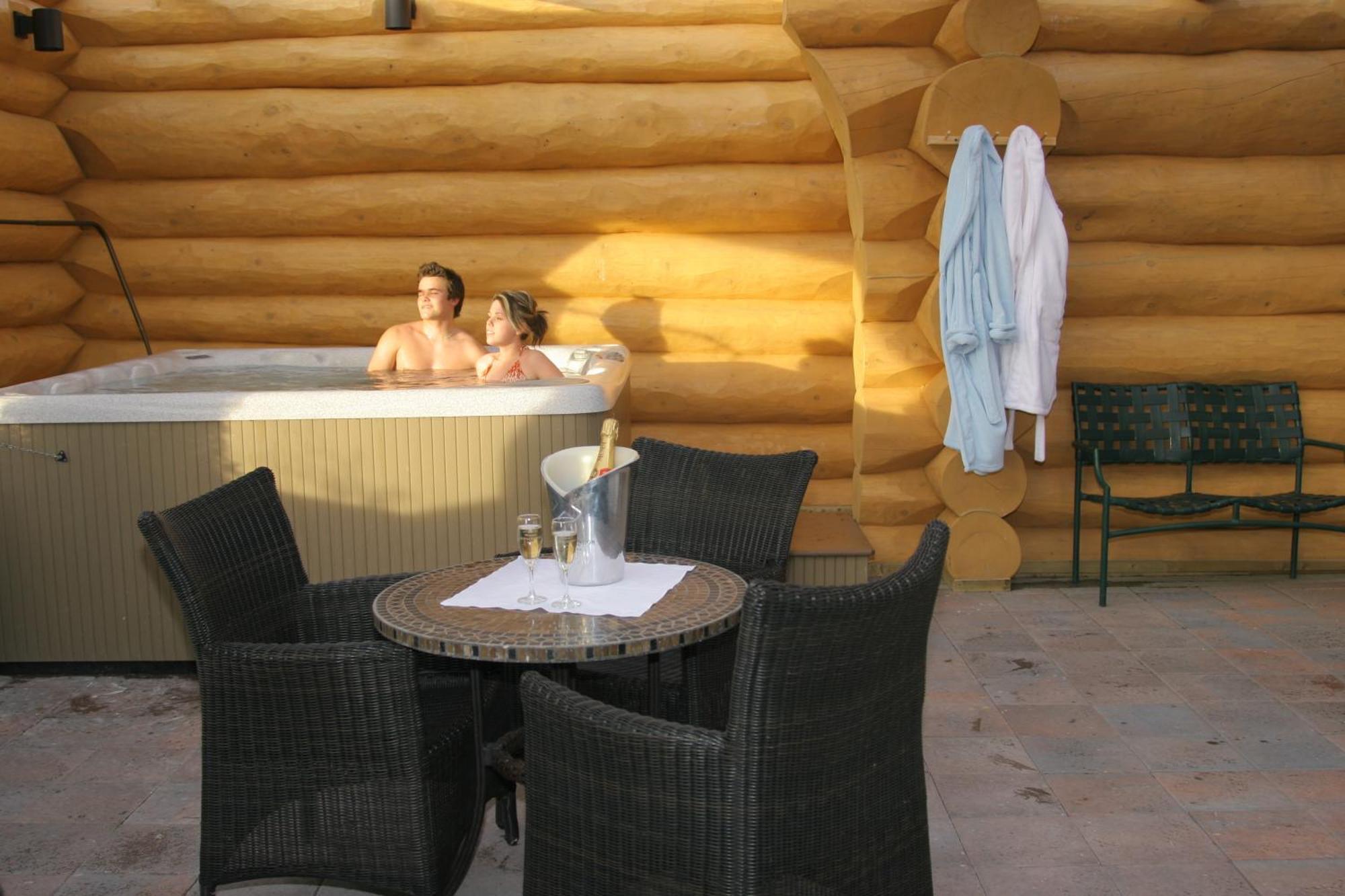 Amosphere Complexe Екстериор снимка
